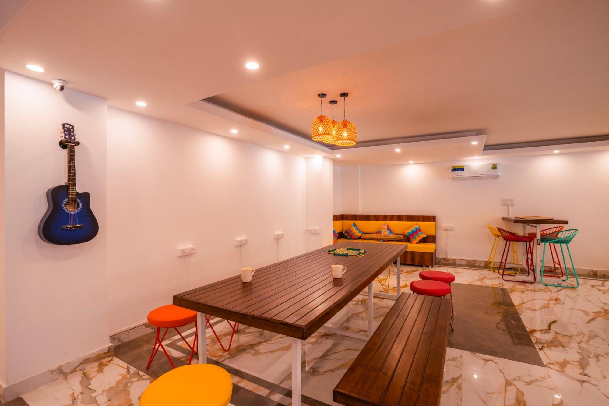 Auberge de jeunesse Gostops Gurugram à Gurgaon Extérieur photo